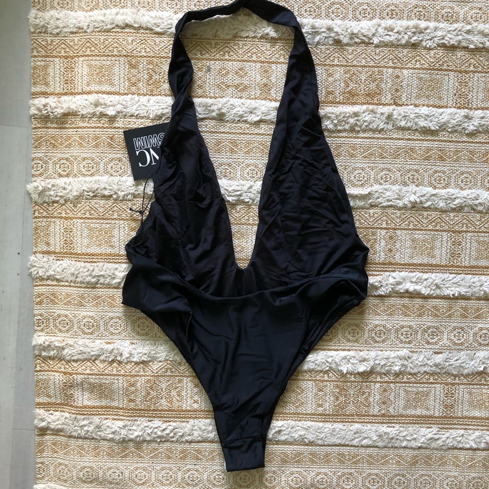 NWT 🧨 plunge one piece - Picture 10 of 10